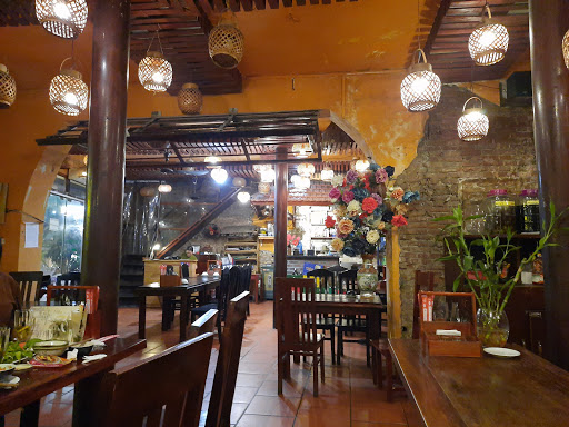 Madam Tran Restaurant ( Best Vietnamese Foods - Best Place to Eat in Hanoi) Best Hanoi Cookingclass)