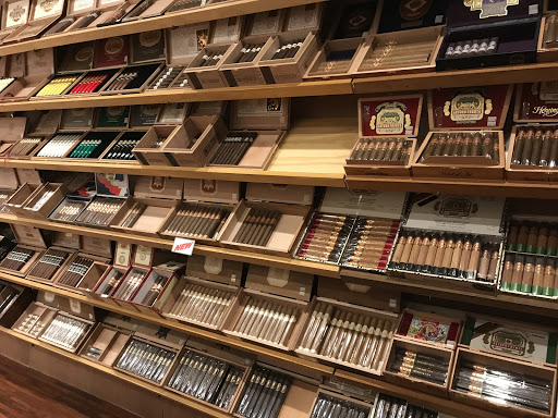 Tobacco Shop «Tobacco Grove», reviews and photos, 8069 Wedgewood Ln N, Maple Grove, MN 55369, USA