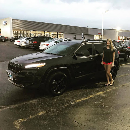 Kia Dealer «Willowbrook Kia», reviews and photos, 7335 S. Kingery Hw, Willowbrook, IL 60527, USA