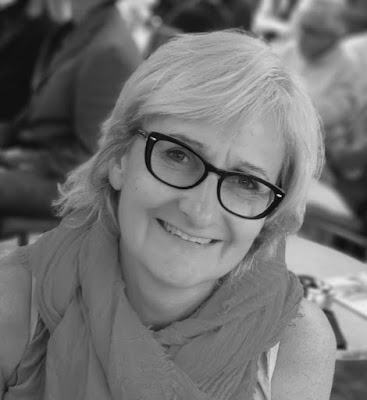 Marie-José Ravaud SOPHROLOGUE chez "Célestine sur la Voix Lactée" à Charnay-lès-Mâcon
