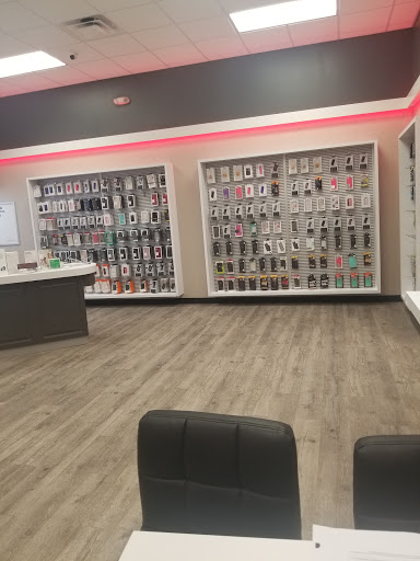 Cell Phone Store «Verizon Wireless and FiOS Retailer- Im Wireless - North Andover», reviews and photos, 435 Winthrop Ave, Lawrence, MA 01843, USA