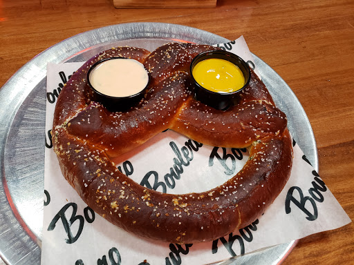 Bowling Alley «AMF Town & Country Lanes», reviews and photos, 405 Boston Turnpike, Shrewsbury, MA 01545, USA