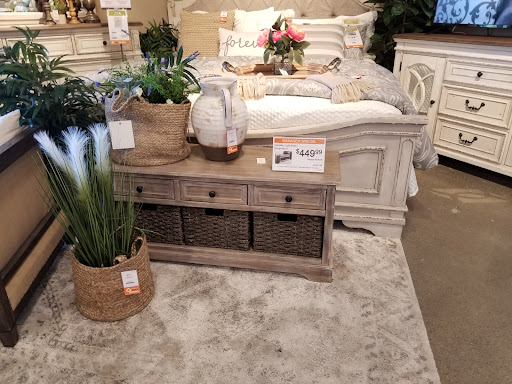 Furniture Store «Ashley HomeStore - Olympia», reviews and photos, 1200 Cooper Point Rd SW, Olympia, WA 98502, USA