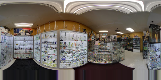 Tobacco Shop «Tobacco & Gift», reviews and photos, 1556 E Main St, St Charles, IL 60174, USA