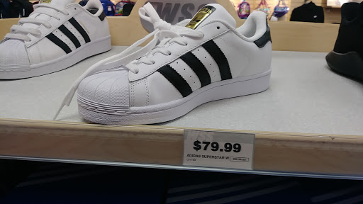 Shoe Store «WSS», reviews and photos, 1700 S Garey Ave, Pomona, CA 91766, USA