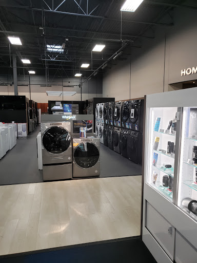 Shopping Mall «Oakdale Village Shopping Center», reviews and photos, 8301 3rd St N, St Paul, MN 55128, USA