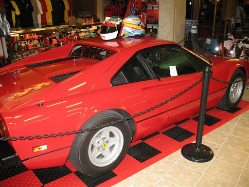 Tobacco Shop «The Briar & The Burley», reviews and photos, 101 W Kirkwood Ave #100, Bloomington, IN 47404, USA