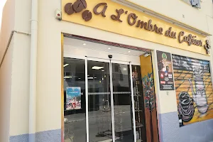 A l'Ombre du Caféier : Distributeur café à Nice image