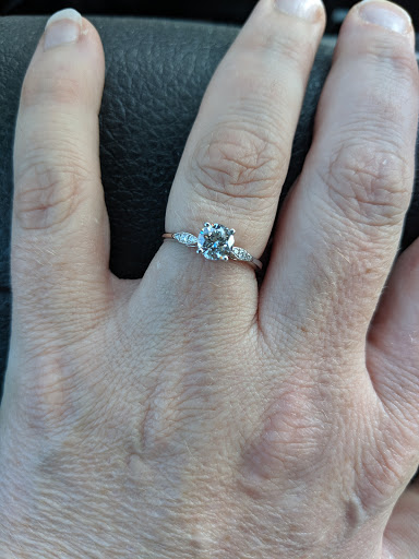Jeweler «Medawar Jewelers», reviews and photos, 3206 W Silver Lake Rd, Fenton, MI 48430, USA