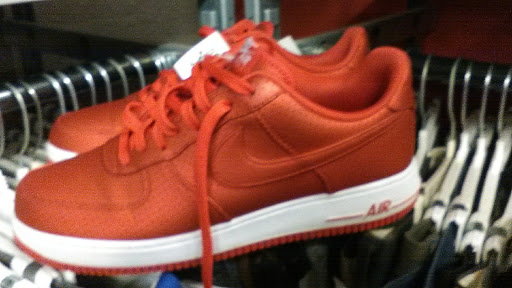 Used Clothing Store «Buffalo Exchange Minneapolis», reviews and photos, 2727 Lyndale Ave S, Minneapolis, MN 55408, USA