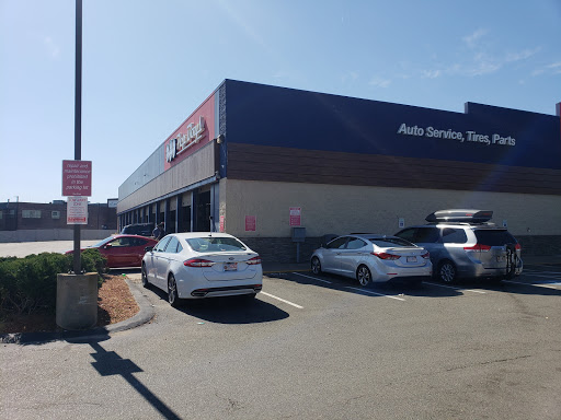 Auto Parts Store «Pep Boys Auto Parts & Service», reviews and photos, 1848-1850 Revere Beach Pkwy, Everett, MA 02149, USA