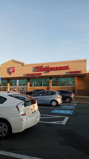 Drug Store «Walgreens», reviews and photos, 225 Maple Ave E, Vienna, VA 22180, USA