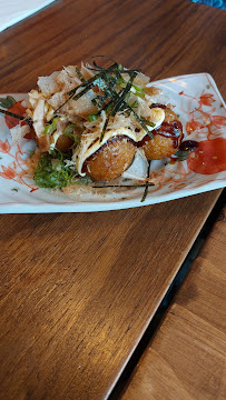 Takoyaki du Restaurant de nouilles (ramen) iSSHIN Ramen Olympiades - spécialités de ramen japonais à Paris - n°8