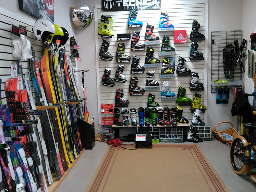 Ski Shop «Ski and Sport of Westport», reviews and photos, 877 Post Rd E, Westport, CT 06880, USA