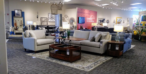 Furniture Store «La-Z-Boy Home Furnishings & Decor», reviews and photos, 1150 Scenic Hwy S, Lawrenceville, GA 30045, USA