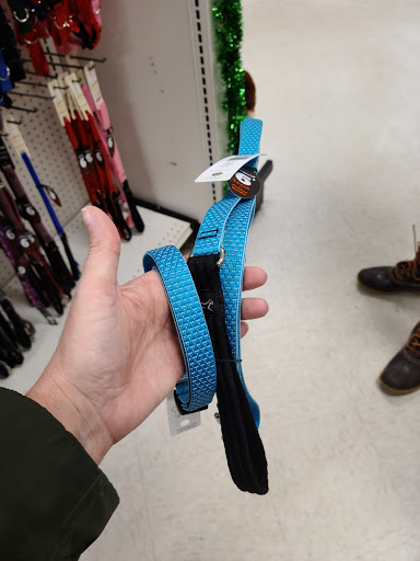 Pet Supply Store «Pet Life | Supplies, Services & Knowledge», reviews and photos, 4 Scamman St, Saco, ME 04072, USA