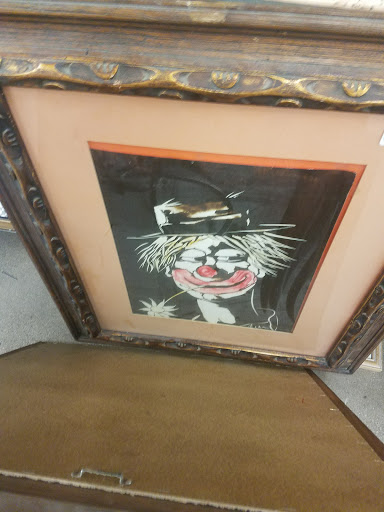 Thrift Store «Thunderbird & Scottsdale Goodwill Retail Store & Donation Center», reviews and photos, 14202 N Scottsdale Rd, Scottsdale, AZ 85254, USA