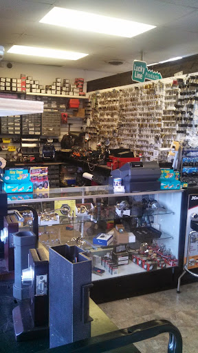 Locksmith «Smiley Locksmith», reviews and photos, 30 E Oakland Park Blvd, Wilton Manors, FL 33334, USA