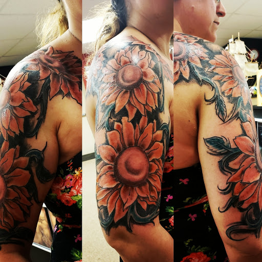 Explore chinese tattoo ideas, creative tattoo ideas in Export, available at Patriotic pain tattoo