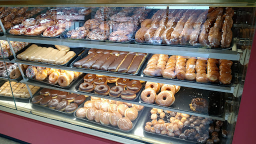 Donut Shop «Donut Land», reviews and photos, 19350 SW Boones Ferry Rd, Tualatin, OR 97062, USA