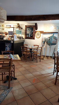 Atmosphère du Crêperie Restaurant, Crêperie Les Alizés à Paimpol - n°8