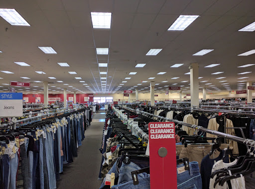 Clothing Store «Burlington Coat Factory», reviews and photos, 103 Marketplace Dr, Hampton, VA 23666, USA