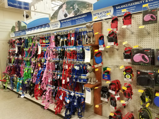 Pet Supply Store «PetSmart», reviews and photos, 220 Commerce Blvd, Fairless Hills, PA 19030, USA