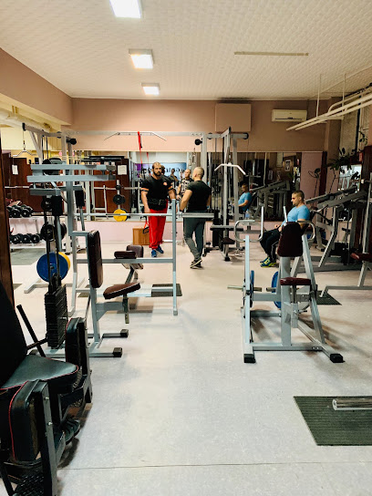 Fitness Club “Gladiator” - ul. Geo Milev 1, 7001 g.k. Druzhba 1, Ruse, Bulgaria