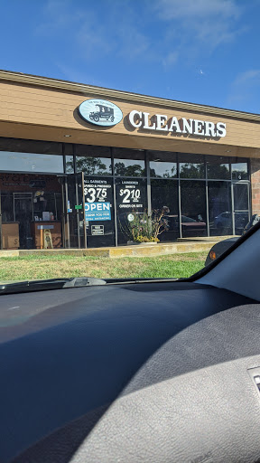 Dry Cleaner «Ford Cleaners», reviews and photos, 30100 Town Center Dr # E, Laguna Niguel, CA 92677, USA
