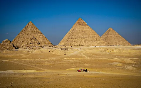 Giza Plateau image