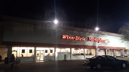 Grocery Store «Winn-Dixie», reviews and photos, 3301 17th St, Sarasota, FL 34235, USA