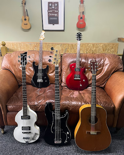 Reviews of Rigby Music MCR The Guitar & Bass Shop in Manchester - Music store