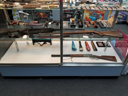 Pawn Shop «Todds Pawn Shop», reviews and photos, 300 N Milwaukee Ave # G, Lake Villa, IL 60046, USA