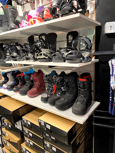 Stores to buy women's leather boots Oslo