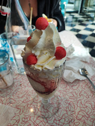 Photo n°128 de Holly's Diner à Laval ()