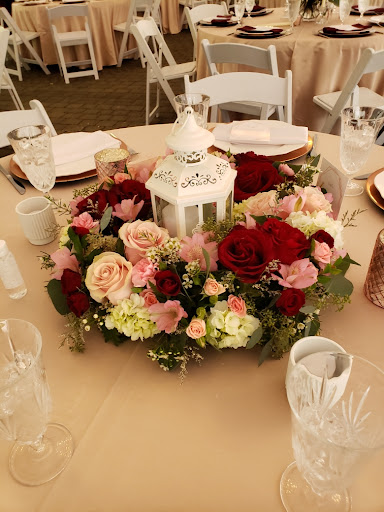 Florist «Crystals Flowers & Gifts», reviews and photos, 17314 Pacific Ave S, Spanaway, WA 98387, USA