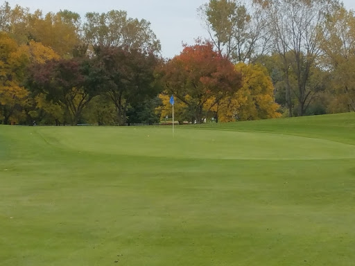 Golf Course «Thompson Oaks Golf Course», reviews and photos, 1555 Oakdale Ave, West St Paul, MN 55118, USA