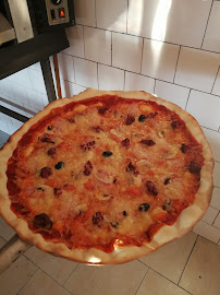 Plats et boissons du Pizzas à emporter Pizza Chez Casanova à Ajaccio - n°1