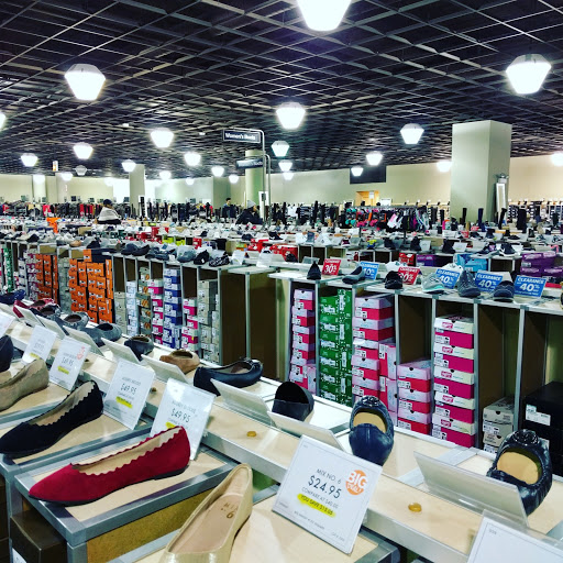 DSW Designer Shoe Warehouse