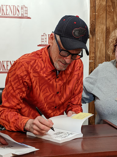 Book Store «Bookends», reviews and photos, 211 E Ridgewood Ave, Ridgewood, NJ 07450, USA