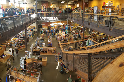 Camping Store «REI», reviews and photos, 31 Schenck Pkwy, Asheville, NC 28803, USA