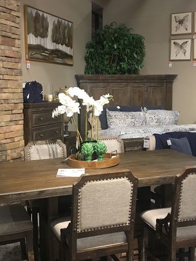 Furniture Store «Ashley HomeStore», reviews and photos, 925 Paterson Plank Rd, Secaucus, NJ 07094, USA