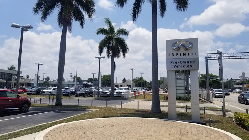 Car Dealer «Lauderdale INFINITI», reviews and photos, 900 E Sunrise Blvd, Fort Lauderdale, FL 33304, USA