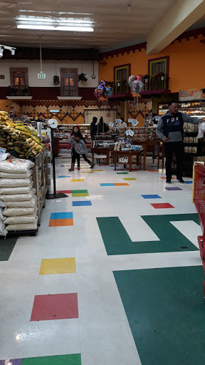 Grocery Store «Mi Pueblo Food Center # 20», reviews and photos, 727 1st St, Gilroy, CA 92020, USA