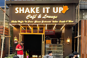 Shake It Up Cafe & Lounge image