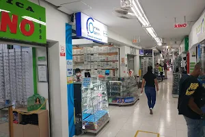 Centro comercial colombia image