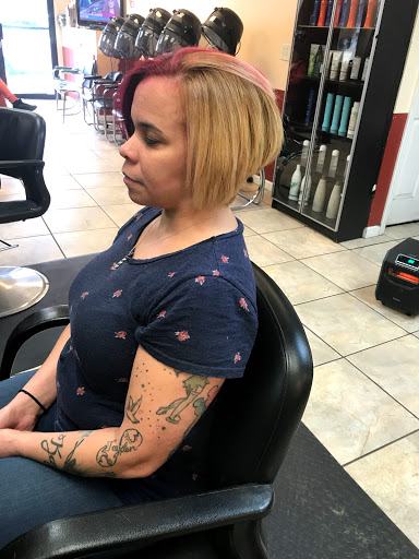 Beauty Salon «Tijeras Latinas Beauty Salon», reviews and photos, 115 Bloomfield Ave, Newark, NJ 07104, USA
