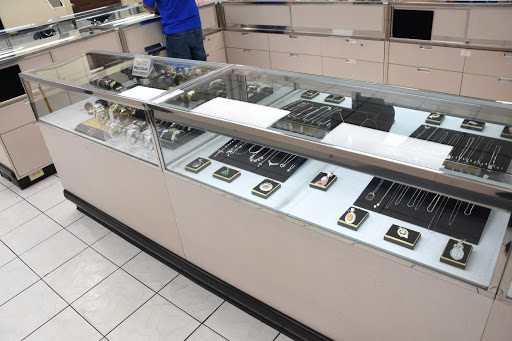 Pawn Shop «MoneyMan Pawn & Jewelry», reviews and photos, 1608 53rd Ave E, Bradenton, FL 34203, USA