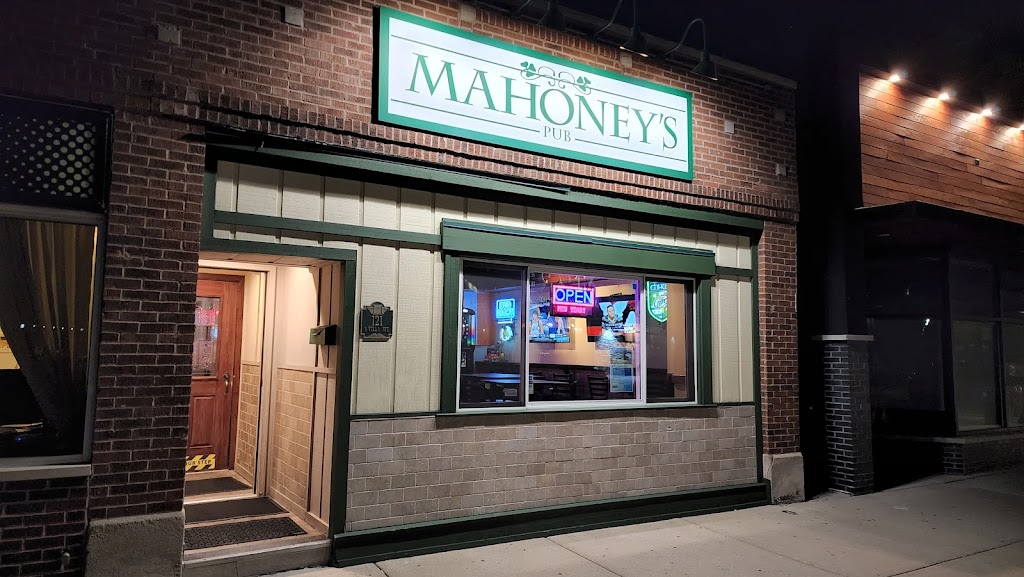 Mahoney's Pub 60181