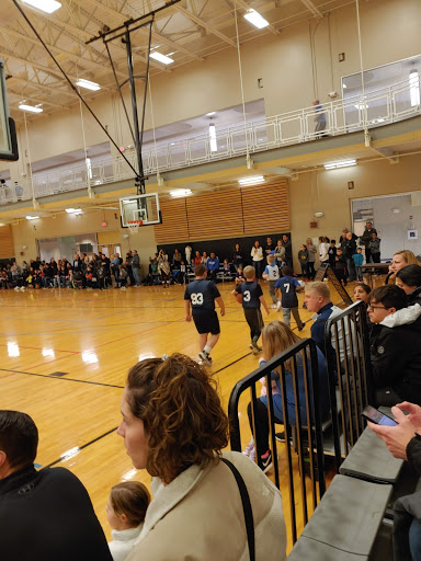 Recreation Center «Fountain View Recreation Center», reviews and photos, 910 N Gary Ave, Carol Stream, IL 60188, USA